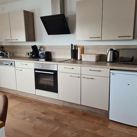 Ferienwohnung In Erftstadt 2 Min Fusslaeufig Zum Bahnhof, Phantasialand, Koeln, Koeln Messe, Eifel Bagian luar foto