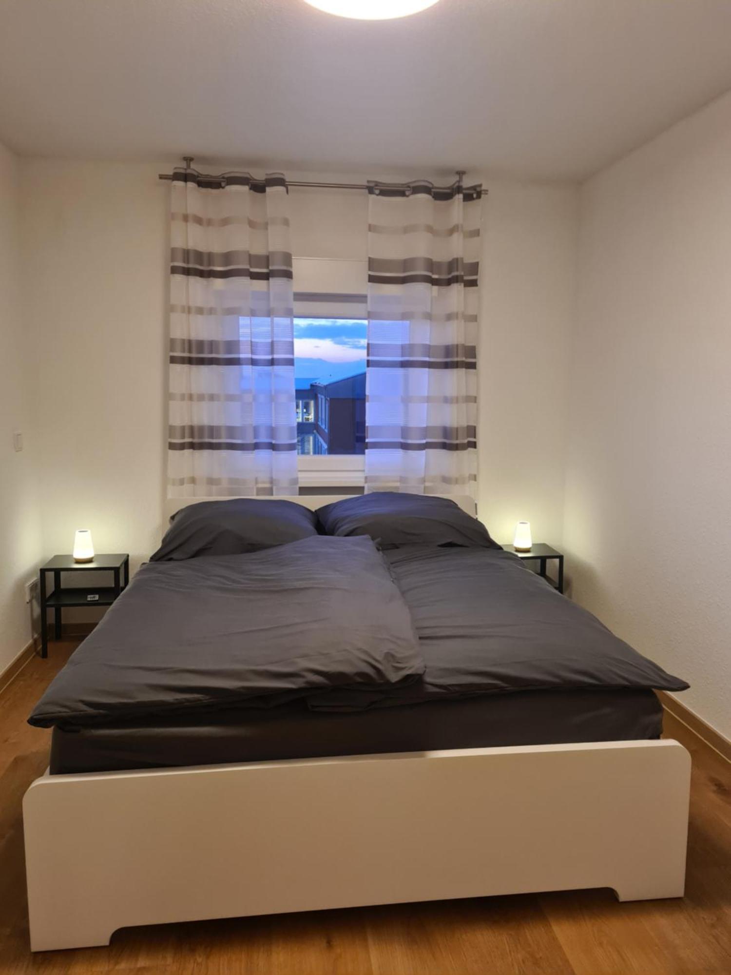 Ferienwohnung In Erftstadt 2 Min Fusslaeufig Zum Bahnhof, Phantasialand, Koeln, Koeln Messe, Eifel Bagian luar foto