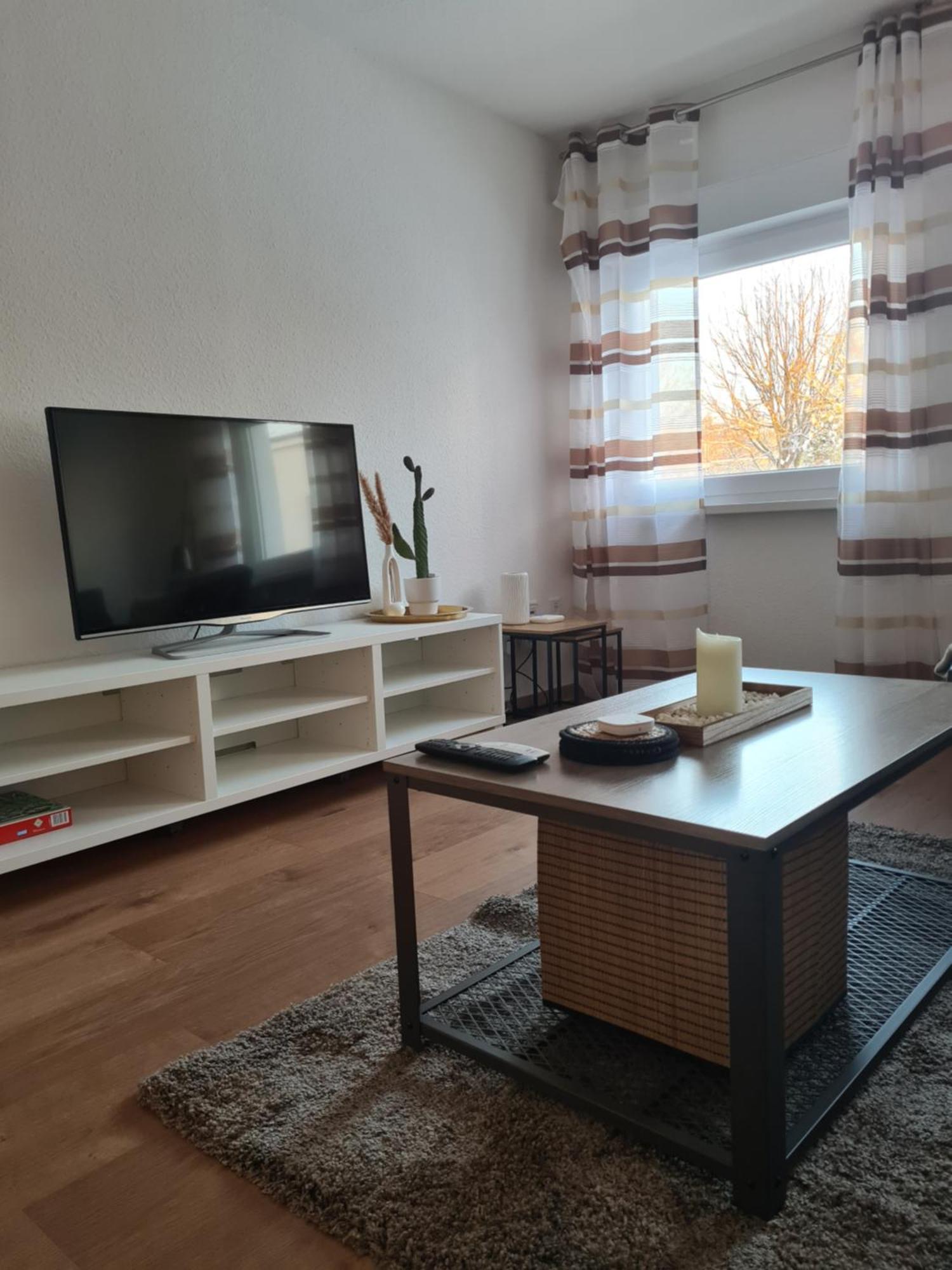 Ferienwohnung In Erftstadt 2 Min Fusslaeufig Zum Bahnhof, Phantasialand, Koeln, Koeln Messe, Eifel Bagian luar foto